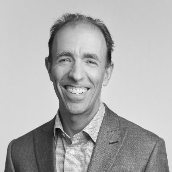 Dr James Goolnik